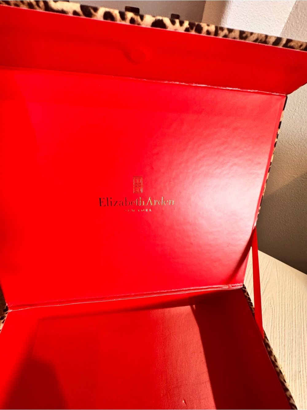 Elizabeth Arden Leopard Print Jewelry Box - Picture 2 of 7